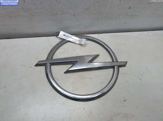 Эмблема OP2212211 на Opel Zafira B (2004-2014)