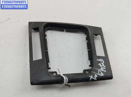 Рамка (накладка) рычага КПП BM3586824 на BMW 3 E46 (1998-2006)