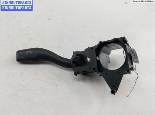 Переключатель поворотов AU1543397 на Audi A6 C6 (2004-2011)