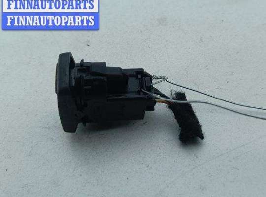 купить Кнопка стеклоподъемника заднего правого на Ford Focus II (2004-2011)