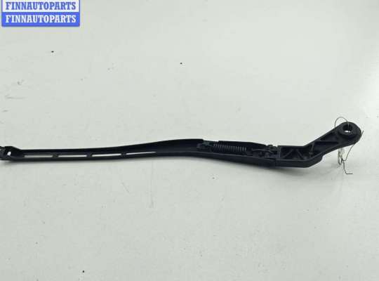 купить Щеткодержатель (поводок стеклоочистителя) передний на Audi A4 B7 (2004-2008)