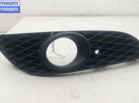 купить Рамка фары противотуманной правой на Opel Astra H (2004-2009)