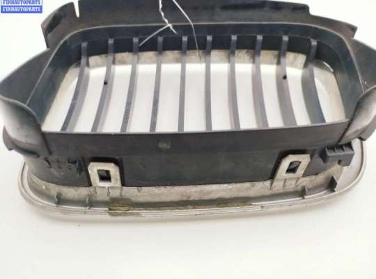 купить Решетка радиатора на BMW 3 E46 (1998-2006)