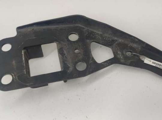 купить Кронштейн крепления на Audi A6 C6 (2004-2011)