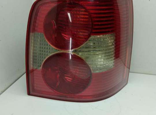 купить Фонарь задний правый на Volkswagen Passat B5+ (GP)