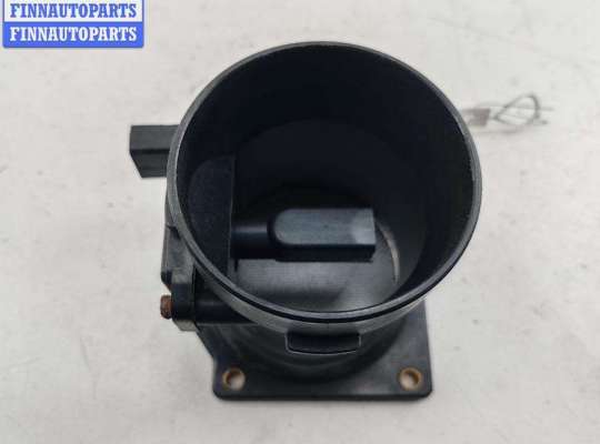 купить Расходомер (измеритель потока воздуха) на Volkswagen Passat B5+ (GP)