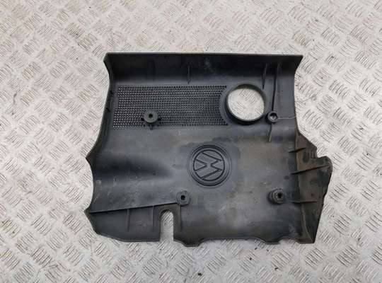 купить Накладка декоративная на двигатель на Volkswagen Passat B5