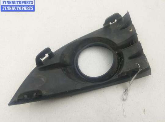 купить Рамка фары противотуманной правой на Renault Scenic II (2003-2009)