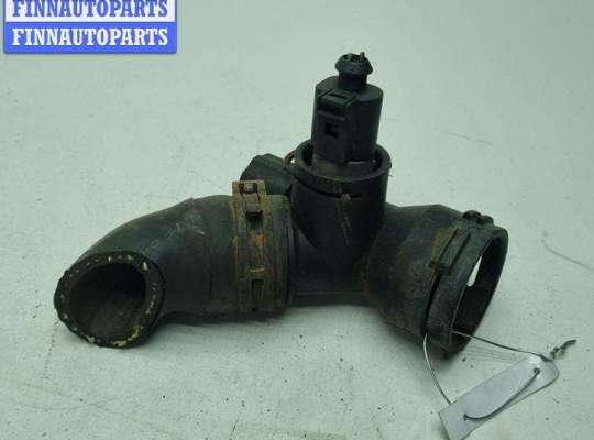 купить Фланец на Volkswagen Touran