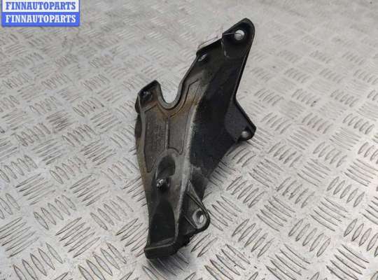 купить Кронштейн двигателя опорный на Audi A4 B6 (2001-2004)