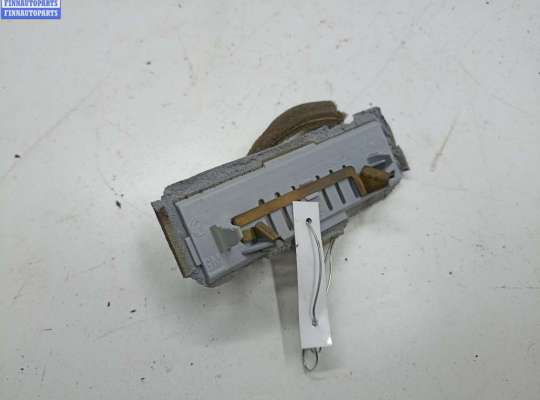 Планка подсветки номера на Opel Zafira A