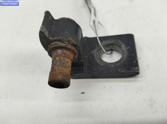 купить Петля двери передней правой на Audi A4 B8 (2007-2015)