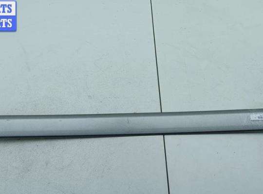 купить Молдинг двери задней правой на Audi A4 B6 (2001-2004)