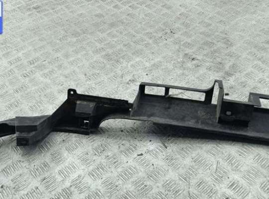 купить Кронштейн бампера заднего на Peugeot 307