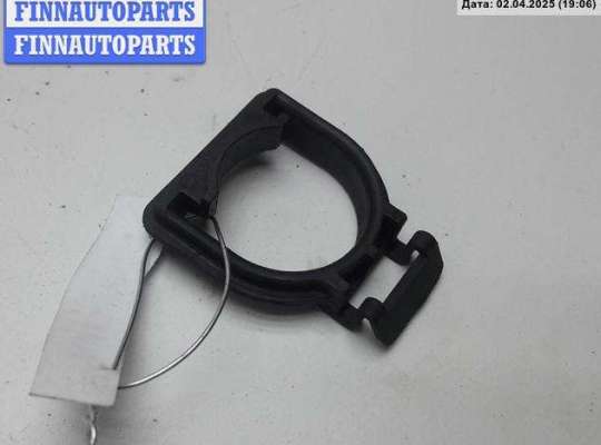 купить Кронштейн крепления на Volkswagen Passat B5+ (GP)