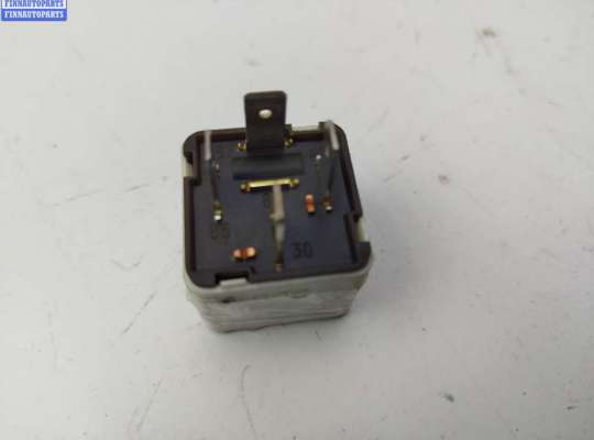 купить Реле бензонасоса на Opel Vectra C (2002-2008)