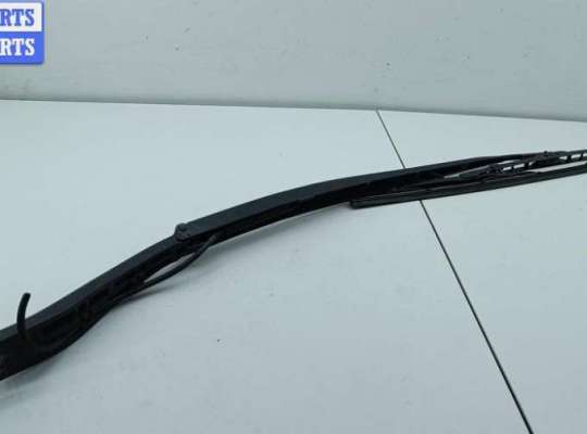 купить Щеткодержатель (поводок стеклоочистителя) передний на Peugeot 807