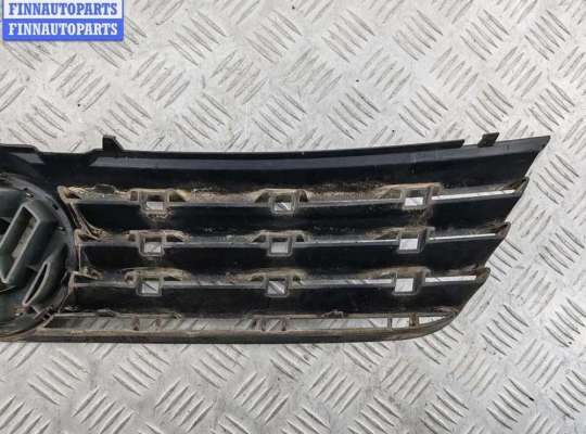 купить Решетка радиатора на Volkswagen Passat B5