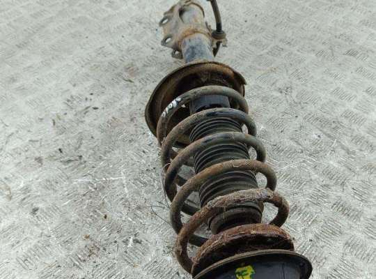 купить Стойка подвески передняя правая на Volkswagen Golf-3