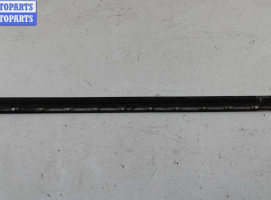 купить Молдинг двери передней правой на Audi A6 C5 (1997-2005)