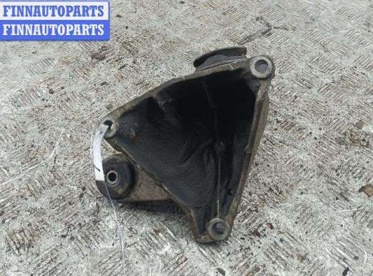 купить Кронштейн КПП опорный на Audi A6 C5 (1997-2005)