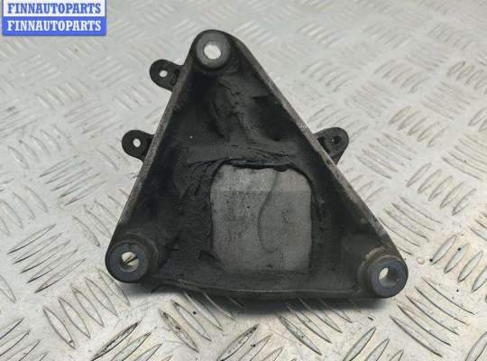 купить Кронштейн КПП опорный на Audi A6 C5 (1997-2005)