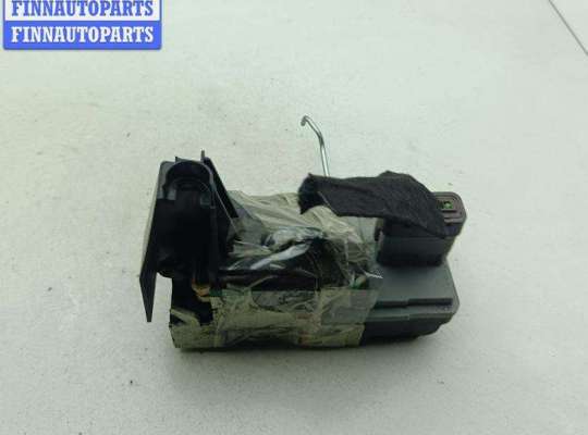 Замок двери передней правой PG1157961 на Peugeot 307