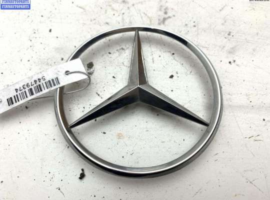 Эмблема (значок) на Mercedes-Benz C (W202)