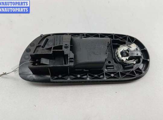 купить Ручка двери внутренняя задняя правая на Volkswagen Sharan (2000-2010)