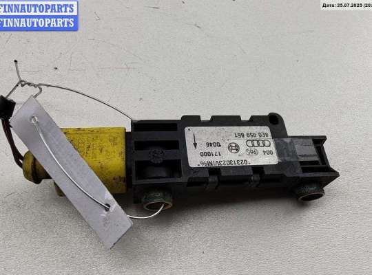 Датчик удара (Airbag) AU1547159 на Audi A4 B6 (2001-2004)
