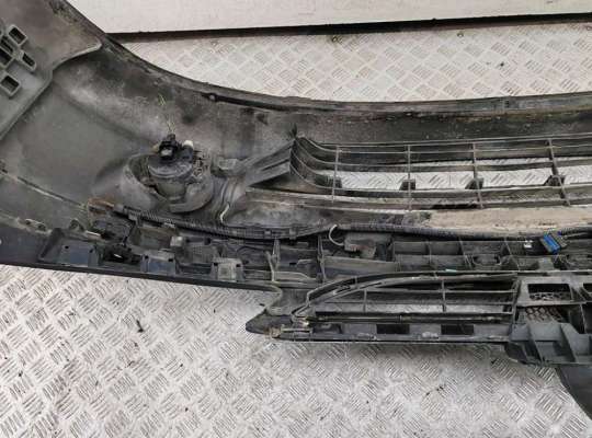 купить Бампер передний на Peugeot 607