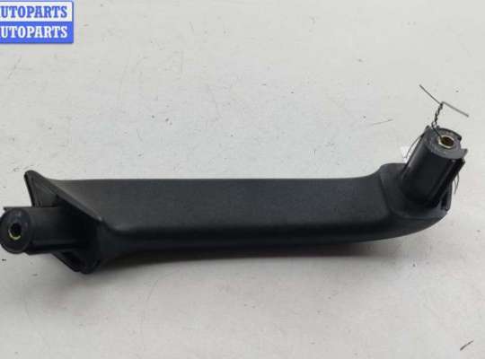 купить Ручка двери внутренняя задняя правая на Volkswagen Passat B3