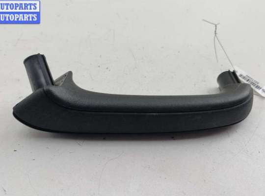 купить Ручка двери внутренняя задняя правая на Volkswagen Passat B3