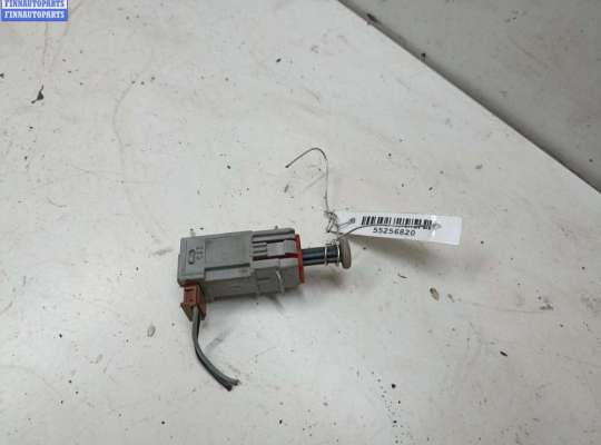 купить Датчик педали сцепления на Opel Combo C (2001-2011)