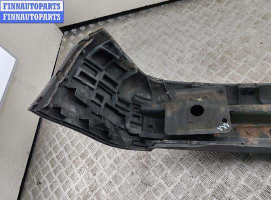 купить Бампер задний на Volkswagen Caddy (2004-2010)