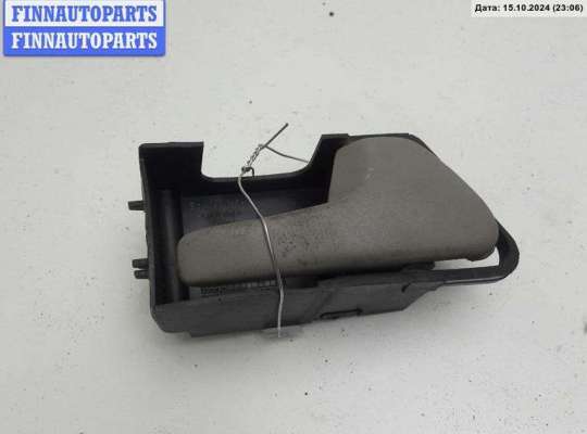 купить Ручка двери внутренняя задняя правая на Volkswagen Golf-3