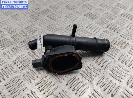 купить Фланец (тройник) системы охлаждения на Volkswagen Passat B6