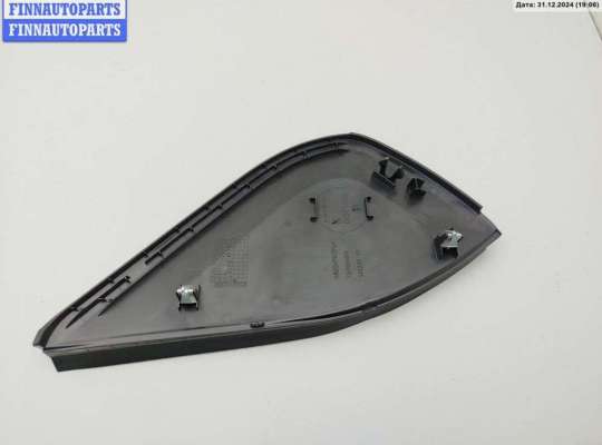 купить Накладка декоративная на торпедо на BMW 7 F01/F02 (2008-2015)