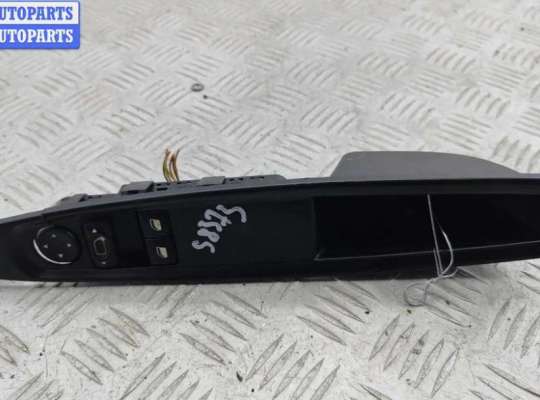 Блок кнопок управления стеклоподъемниками CT1156749 на Citroen C4 (2004-2010)