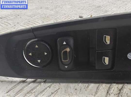 купить Блок кнопок управления стеклоподъемниками на Citroen C4 (2004-2010)