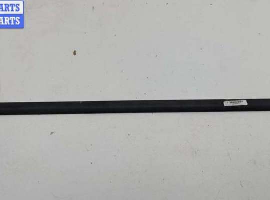 купить Молдинг двери задней левой на Ford Mondeo III (2000-2007)