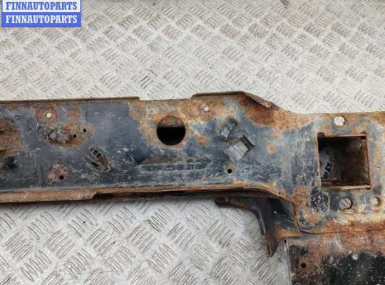 купить Рамка передняя (панель кузовная, телевизор) на Volkswagen Transporter T4