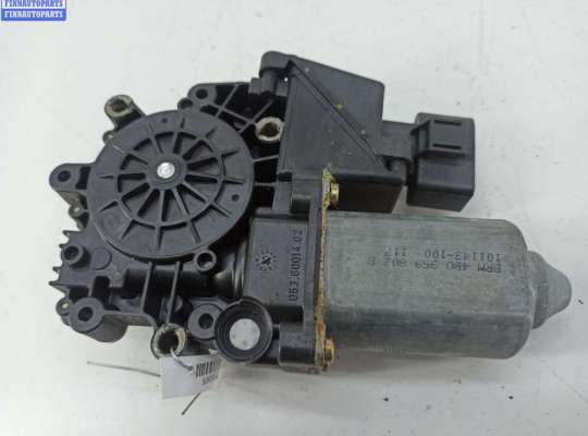 купить Моторчик стеклоподъемника задний правый на Audi A6 C5 (1997-2005)