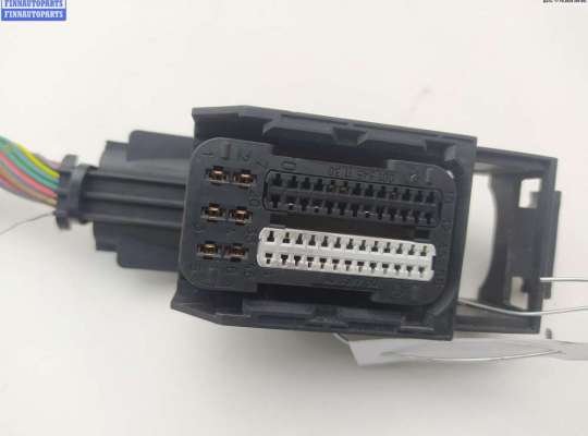 купить Разъем (фишка) проводки на Mercedes C-Class W203 (2000-2006)