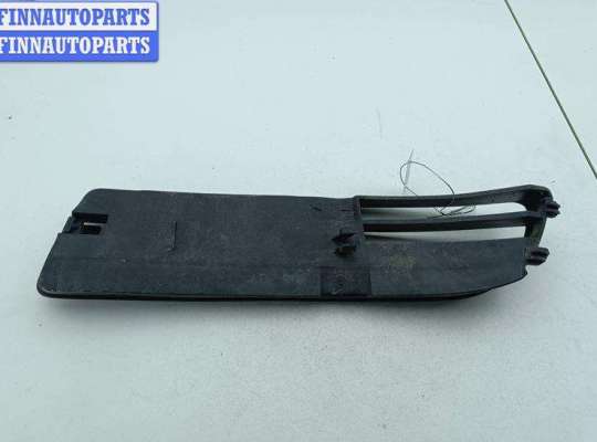 купить Решётка (заглушка) в бампер на Audi A4 B5 (1994-2001)