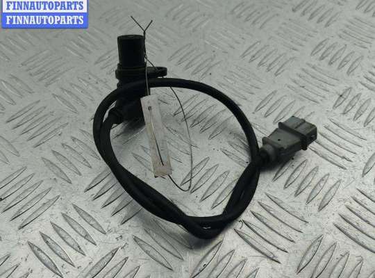 купить Датчик положения коленвала на Volkswagen Passat B5