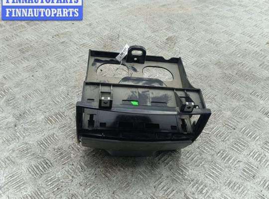 купить Подстаканник на Mercedes Sprinter W906 (2006-2018)