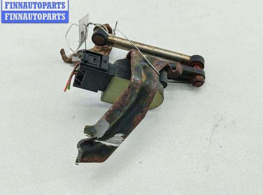 Датчик клиренса OP2399810 на Opel Signum (2003-2008)