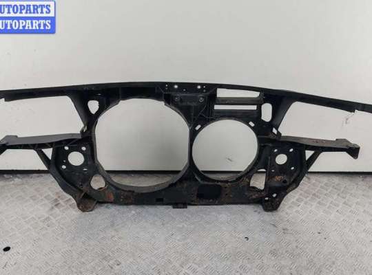 Панель передняя (телевизор) на Audi A6 (C5)