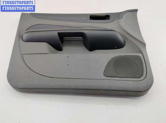 Обшивка двери передней левой (дверная карта) FO2139881 на Ford Focus II (2004-2011)